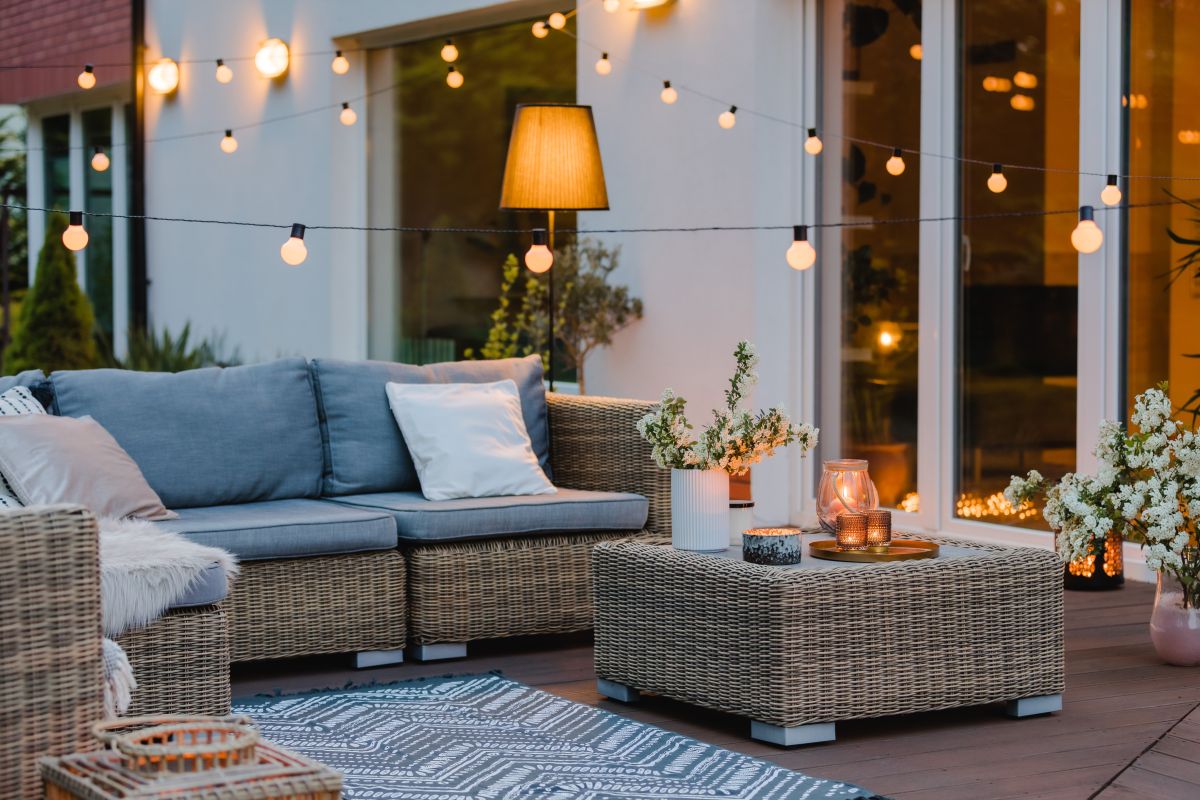 Summer Patio Profit Strategies for Restaurants and Bars