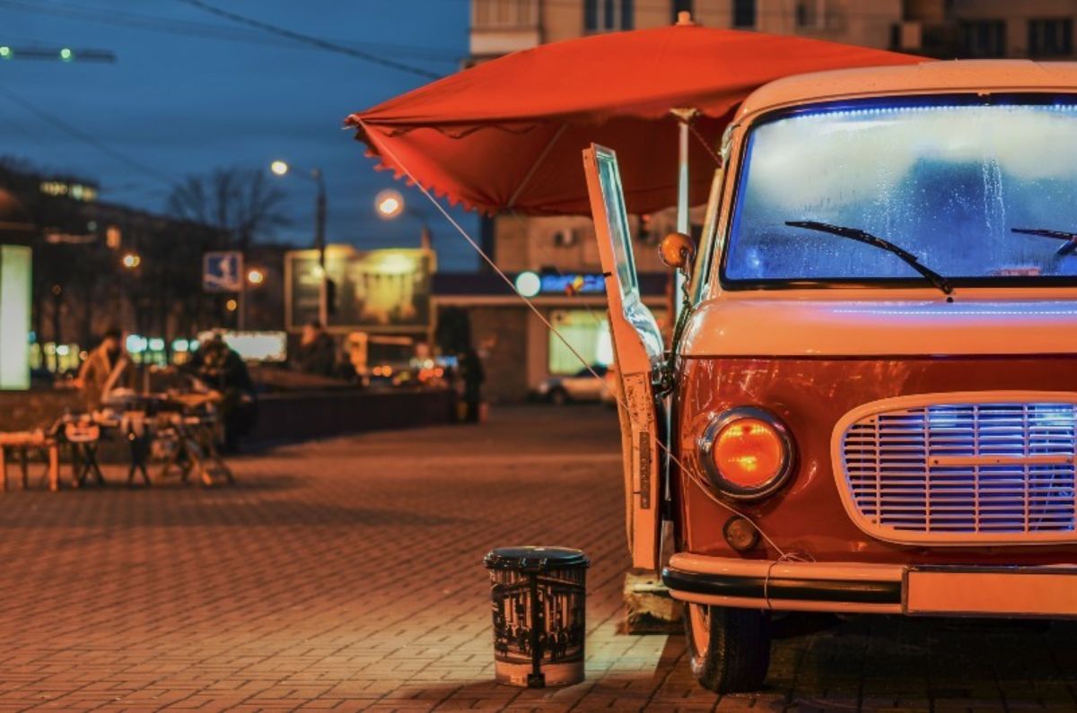 Food truck in winter